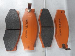 Колодки тормозные передние NISSAN LAUREL 1992 новая Колодки тормозные передние NISSAN LAUREL 1992