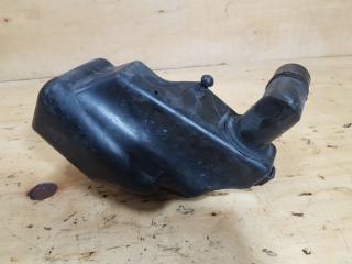 Фото запчасти резонатор воздушного фильтра NISSAN LIBERTY 2003 контрактная запчасть Запчасть резонатор воздушного фильтра NISSAN LIBERTY 2003