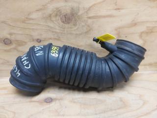 Патрубок воздушного фильтра MITSUBISHI CHARIOT 1994