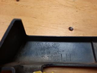 Планка под фонарь левая FAMILIA 1995 BHA5P B5ZE Планка под фонарь левая FAMILIA 1995 BHA5P B5ZE