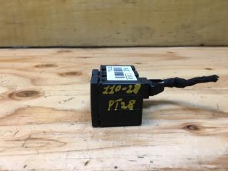 Кнопка в салон A6 2005 4F2 AUK Кнопка в салон A6 2005 4F2 AUK