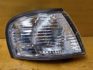 Габарит правый NISSAN SUNNY 2000