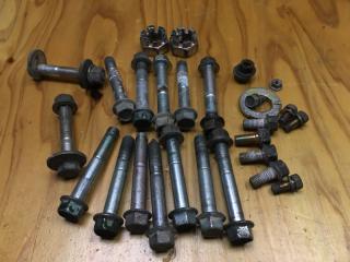 Болты развальные задние MITSUBISHI OUTLANDER 2006 контрактная Болты развальные задние MITSUBISHI OUTLANDER 2006