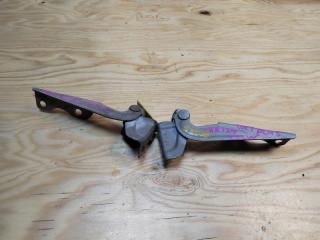 Фото запчасти петля капота MITSUBISHI COLT PLUS 2006 контрактная запчасть Запчасть петля капота MITSUBISHI COLT PLUS 2006