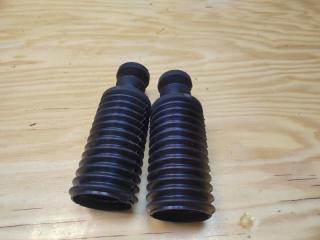 Пыльник стойки задний NISSAN ALMERA 1999 новая Пыльник стойки задний NISSAN ALMERA 1999