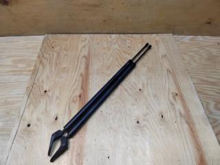 Амортизатор багажника NISSAN SERENA 2013