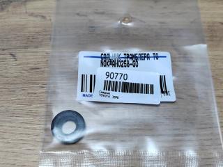 Фото запчасти сальник TOYOTA новая запчасть Запчасть сальник TOYOTA