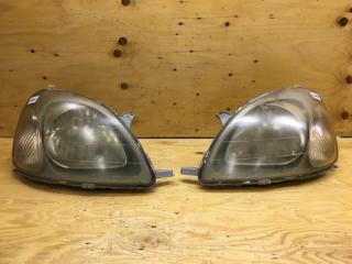 Фара передняя TOYOTA VITZ 1999