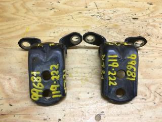 Петля двери передняя правая NISSAN X-TRAIL 2009