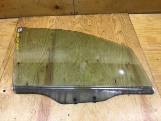 Стекло боковое переднее правое MITSUBISHI CHARIOT GRANDIS 2001