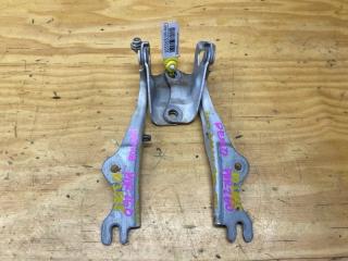 Запчасть петля капота MAZDA DEMIO 2007