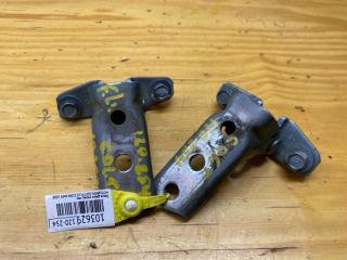 Петля двери передняя левая MITSUBISHI COLT PLUS 2008 контрактная Петля двери передняя левая MITSUBISHI COLT PLUS 2008