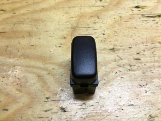 Фото запчасти кнопка в салон MITSUBISHI OUTLANDER 2007 контрактная запчасть Запчасть кнопка в салон MITSUBISHI OUTLANDER 2007