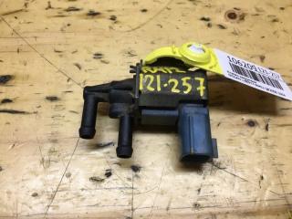 Фото запчасти клапан вакуумный NISSAN LIBERTY 2004 контрактная запчасть Запчасть клапан вакуумный NISSAN LIBERTY 2004