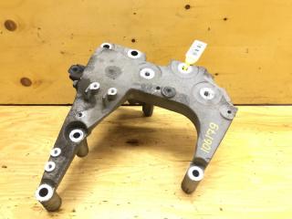 Кронштейн передний правый NISSAN X-TRAIL 2007