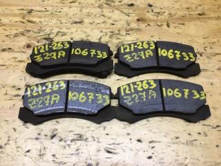 Колодки тормозные передние MITSUBISHI COLT PLUS 2005