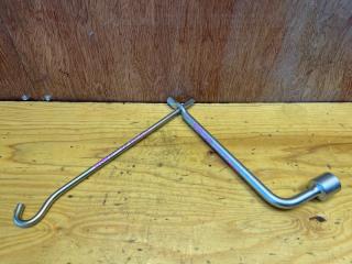 Ручка домкрата NISSAN TEANA 2005