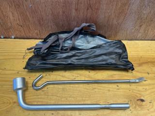 Ручка домкрата MITSUBISHI COLT PLUS 2006 контрактная Ручка домкрата MITSUBISHI COLT PLUS 2006