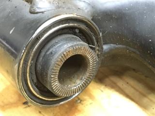 Рычаг подвески передний правый AIRTREK 2001 CU4W 4G64