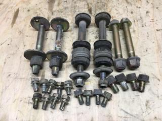 Болты развальные задние MITSUBISHI GRANDIS 2003 контрактная Болты развальные задние MITSUBISHI GRANDIS 2003