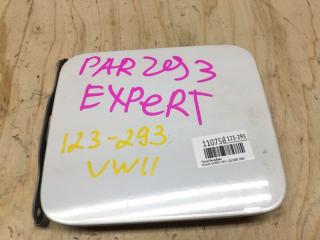 Фото запчасти лючок бензобака NISSAN EXPERT 2006 контрактная запчасть Запчасть лючок бензобака NISSAN EXPERT 2006