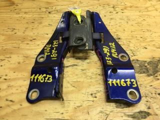 Фото запчасти петля капота NISSAN LIBERTY 2001 контрактная запчасть Запчасть петля капота NISSAN LIBERTY 2001