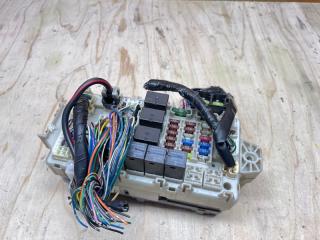 Блок реле и предохранителей MITSUBISHI GRANDIS 2003 контрактная Блок реле и предохранителей MITSUBISHI GRANDIS 2003