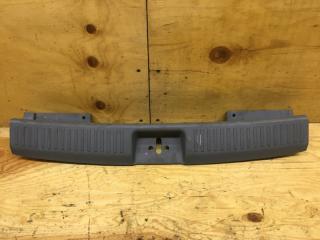 Запчасть накладка замка багажника MITSUBISHI AIRTREK 2001