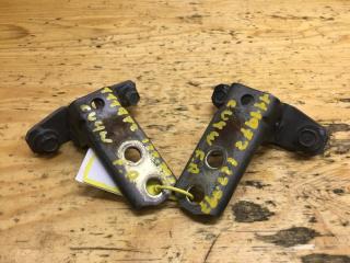 Запчасть петля двери передняя правая MITSUBISHI AIRTREK 2001