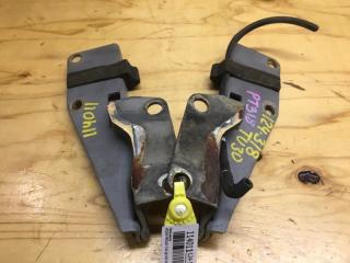 Запчасть петля капота NISSAN PRESAGE 2002