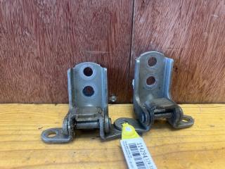 Петля двери передняя левая NISSAN WINGROAD 2002