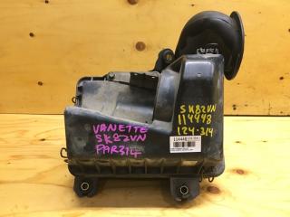 Корпус воздушного фильтра NISSAN VANETTE 2004