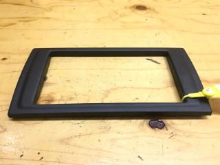 Фото запчасти рамка магнитолы PORSCHE CAYENNE 2004 контрактная запчасть Запчасть рамка магнитолы PORSCHE CAYENNE 2004