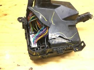 Блок реле и предохранителей MITSUBISHI OUTLANDER 2010 контрактная Блок реле и предохранителей MITSUBISHI OUTLANDER 2010