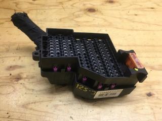 Фото запчасти блок реле и предохранителей левый PORSCHE CAYENNE 2004 контрактная запчасть Запчасть блок реле и предохранителей левый PORSCHE CAYENNE 2004