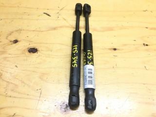 Фото запчасти амортизатор багажника задний PORSCHE CAYENNE 2004 контрактная запчасть Запчасть амортизатор багажника задний PORSCHE CAYENNE 2004