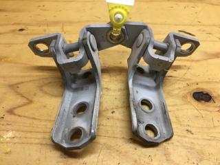 Петля двери передняя левая MITSUBISHI GALANT FORTIS 2012 контрактная Петля двери передняя левая MITSUBISHI GALANT FORTIS 2012