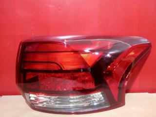 Фонарь внешний правый Mitsubishi Outlander 2015-2018