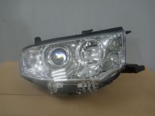 Фара правая ксенон Mitsubishi Pajero Sport 2008-2013