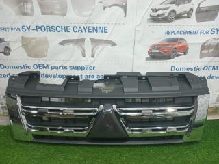 Решетка радиатора в сборе Mitsubishi Pajero 2012-2016