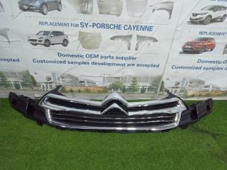Решетка радиатора в сборе передняя Citroen C4 2010-2016