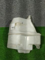 Бачок омывателя Land Rover Discovery 2009-2013