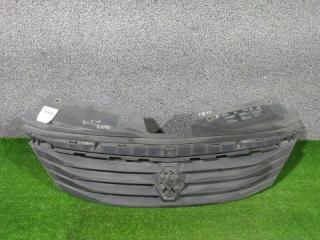 Запчасть решетка радиатора Renault Logan 2009-2015