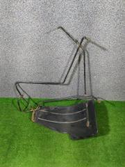 Кронштейн запасного колеса Mitsubishi Outlander 2018-2024 Б/У Кронштейн запасного колеса Mitsubishi Outlander 2018-2024