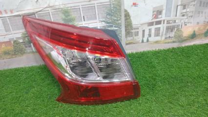 Фонарь внешний задний левый Nissan Tiida 2015-2018
