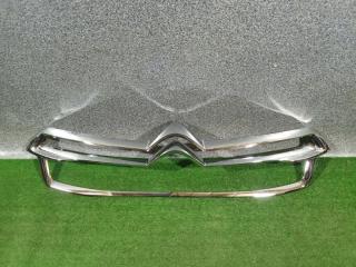 Хром решетки радиатора Citroen C4 2010-2016