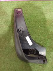 Фото запчасти брызговик задний левый Kia Sportage 3 2010-2015 Б/У запчасть Запчасть брызговик задний левый Kia Sportage 3 2010-2015