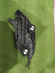 Площадка (крепление) под фару правая Skoda Octavia 2004-2009