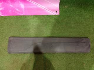 Фото запчасти накладка двери задняя правая Audi Q5 2008-2012 Б/У запчасть Запчасть накладка двери задняя правая Audi Q5 2008-2012