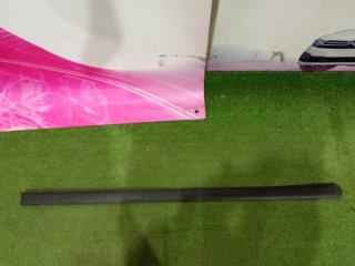 Запчасть накладка двери передняя правая Ford Fusion 2002-2005